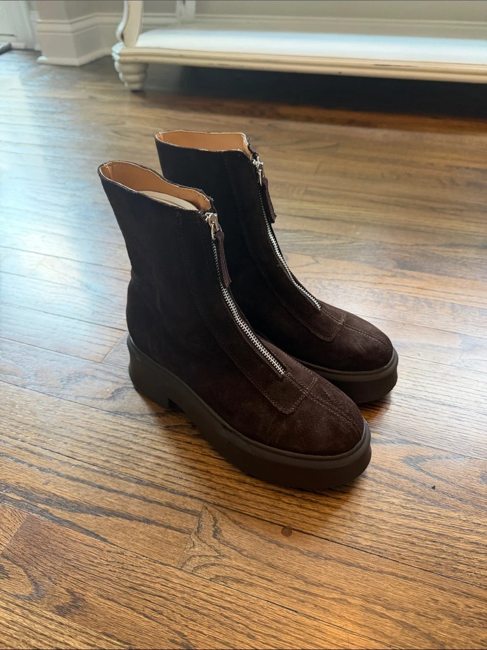 Steve Madden JONES Chocolate Brown Suede Front Zip Ankle Boots Size 7.5 NEW